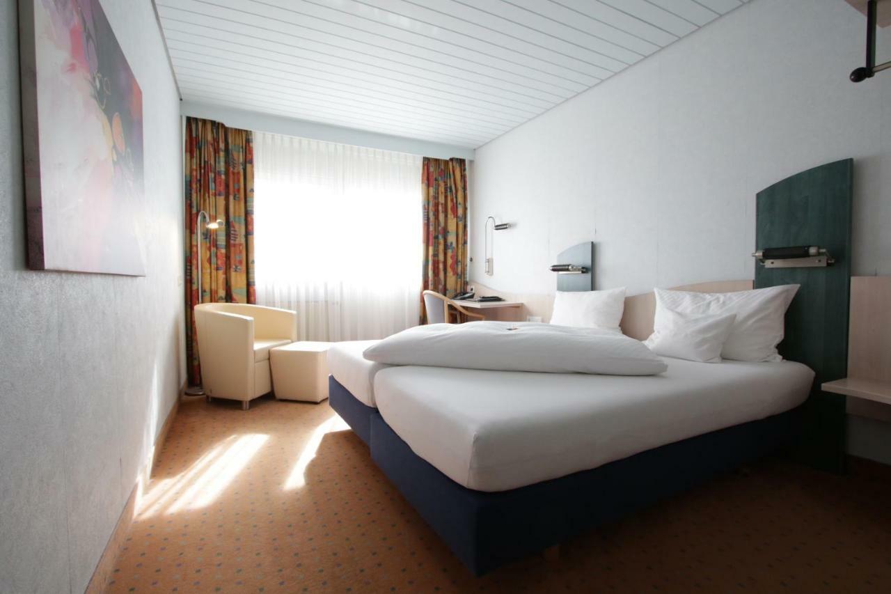 Hotel Baeren Gärtringen Exterior foto